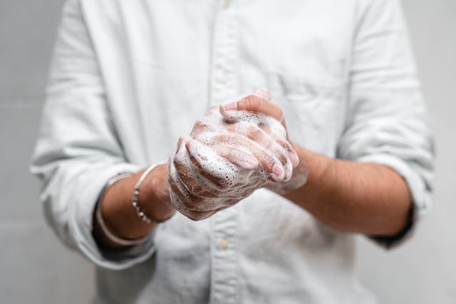 Melt and Pour Soap Making Kit