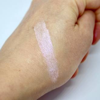 Luminescent blush mica