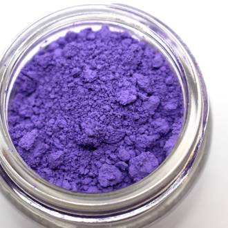 Ultramarine violet