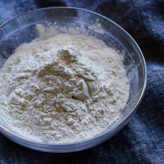 Xanthan gum powder