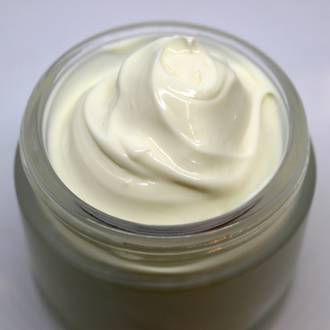 Rich cream, certified organic Go Native NZ base swirled into jar 